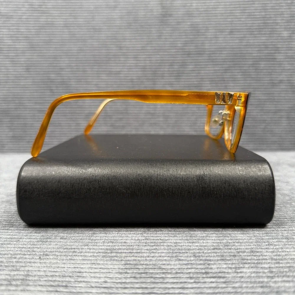 Vera Wang VA20 TI Y2k Eyeglasses Framesq Tortoise Amber Cat Eye Frames 56-16-140